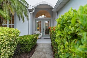 254 VENICE PALMS BOULEVARD, VENICE, FL 34292 - MLS#MFRN6139885