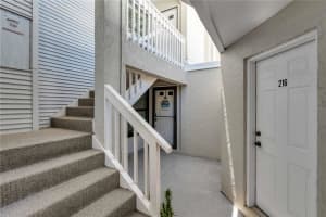 932 CAPRI ISLES BOULEVARD, VENICE, FL 34292 Sold 08/29/25