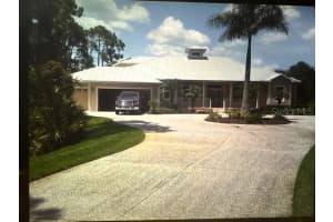 420 RIVER ROAD, VENICE, FL 34293 Sold 08/13/25