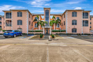 1502 Gondola Park Dr #1502, VENICE