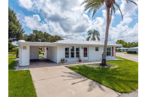 541 CIRCLEWOOD DRIVE, VENICE, FL 34293 - MLS#MFRN6139938