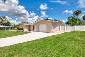 8190 PORTO CHICO AVENUE, NORTH PORT, FL 34287 - MLS#MFRN6140045