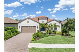 26846 Weiskopf Dr, ENGLEWOOD