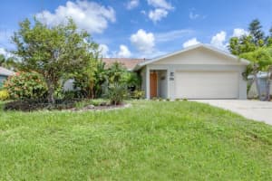 9390 HEARTWELLVILLE AVENUE, ENGLEWOOD, FL 34224 - MLS#MFRN6140060