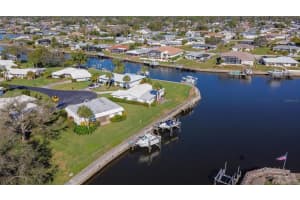 18 Oakwood Dr N #18, ENGLEWOOD