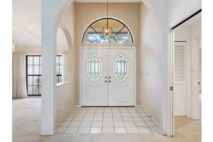 1622 OAK CIRCLE, SARASOTA, FL 34232 Sold 10/14/25