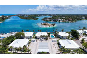 999 INLET CIRCLE, VENICE, FL 34285 - MLS#MFRN6140114