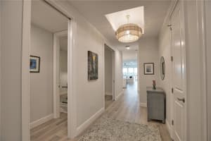 503 TAMIAMI TRAIL, VENICE, FL 34285 - MLS#MFRN6140115
