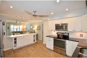 420 RIVIERA STREET, VENICE, FL 34285 - MLS#MFRN6140117