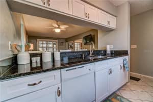 111 AIRPORT AVENUE, VENICE, FL 34285 - MLS#MFRN6140182