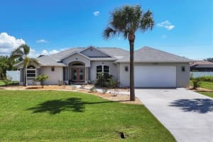 11153 Chalet Ave, ENGLEWOOD