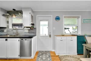 214 ROMA ROAD, VENICE, FL 34285 - MLS#MFRN6140206