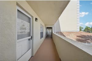 824 WEXFORD BOULEVARD, VENICE, FL 34293 - MLS#MFRN6140228