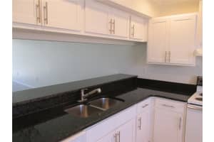 900 BIRD BAY WAY, VENICE, FL 34285 - MLS#MFRN6140258