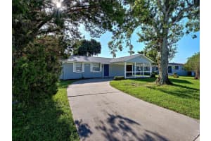 1056 Venetian Pkwy, VENICE