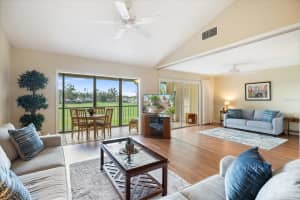 660 BIRD BAY DRIVE, VENICE, FL 34285 - MLS#MFRN6140266