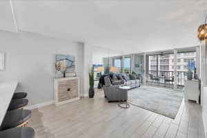 232 SAINT AUGUSTINE AVENUE, VENICE, FL 34285 - MLS#MFRN6140282