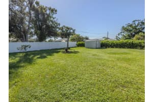 422 PINEVIEW DRIVE, VENICE, FL 34293 - MLS#MFRN6140328