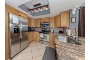 422 PINEVIEW DRIVE, VENICE, FL 34293 - MLS#MFRN6140328