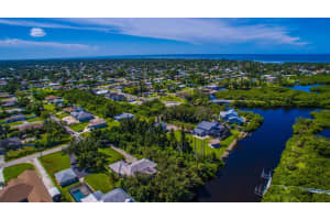 LEMON BAY DR, VENICE, FL 34293 - MLS#MFRN6140341