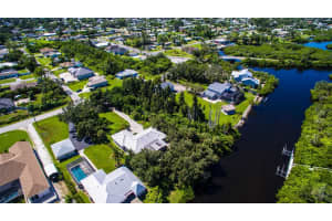 LEMON BAY DR, VENICE, FL 34293 - MLS#MFRN6140341