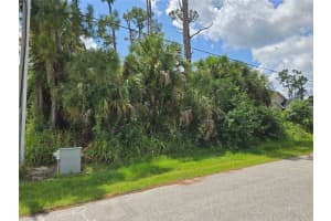 TRENTWOOD LN, NORTH PORT, FL 34286 - MLS#MFRN6140347