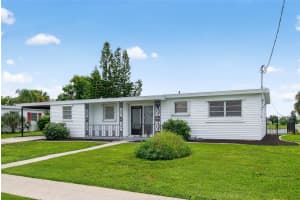 21227 GLADIS AVENUE, PORT CHARLOTTE, FL 33952 - MLS#MFRN6140352