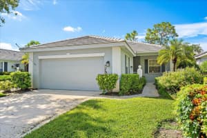 835 Chalmers Dr #835, VENICE