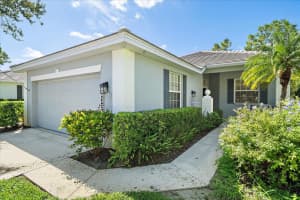 835 CHALMERS DRIVE, VENICE, FL 34293 - MLS#MFRN6140358
