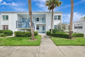 725 CAPRI ISLES BOULEVARD, VENICE, FL 34292 - MLS#MFRN6140372