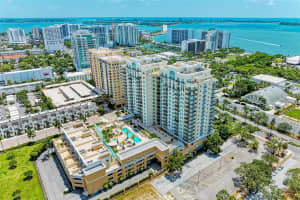 800 TAMIAMI TRAIL, SARASOTA, FL 34236 - MLS#MFRN6140378