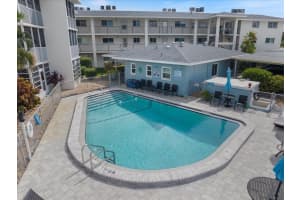 708 TAMIAMI TRAIL, VENICE, FL 34285 - MLS#MFRN6140430