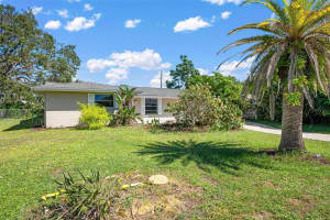 138 GOLF CLUB LANE, VENICE, FL 34293 - MLS#MFRN6140439