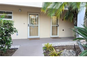 512 VENICE AVENUE, VENICE, FL 34285 - MLS#MFRN6140481