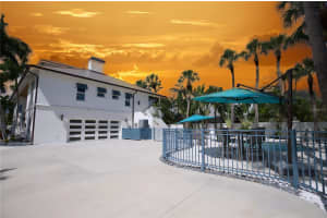 345 MADISON DRIVE, SARASOTA, FL 34236 - MLS#MFRN6140485