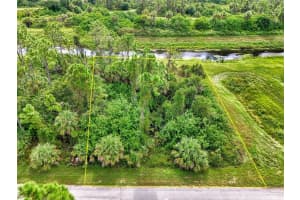 BARCELONA DR, NORTH PORT, FL 34288 - MLS#MFRN6140486