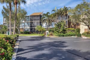 612 BIRD BAY DRIVE, VENICE, FL 34285 - MLS#MFRN6140519