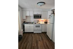 142 MYAKKA DRIVE, VENICE, FL 34293 - MLS#MFRN6140526
