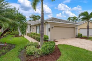 1817 Lancashire Dr, VENICE