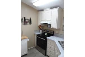 1674 UNIVERSITY PARKWAY, SARASOTA, FL 34243 - MLS#MFRN6140555