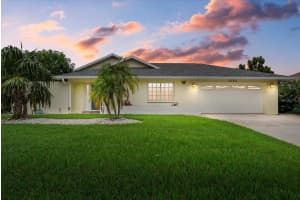 1753 Walden Ct, ENGLEWOOD