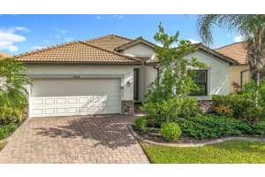 9824 HILLTOP DRIVE, VENICE, FL 34292 - MLS#MFRN6140560
