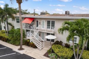521 VENICE AVENUE, VENICE, FL 34285 - MLS#MFRN6140594