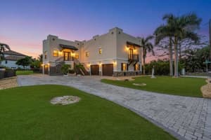 302 Colonia Ln W, NOKOMIS