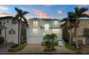 741 SHAKETT CREEK DRIVE, NOKOMIS, FL 34275 - MLS#MFRN6140600