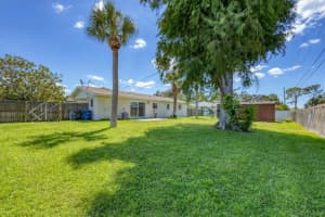 208 PELICAN ROAD, VENICE, FL 34293 - MLS#MFRN6140606
