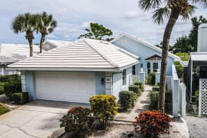 702 BRIGHTSIDE CRESCENT DRIVE, VENICE, FL 34293 - MLS#MFRN6140639