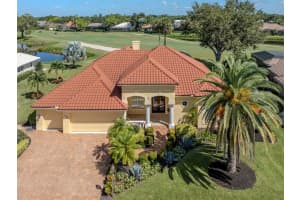 394 AUTUMN CHASE DRIVE, VENICE, FL 34292 - MLS#MFRN6140641