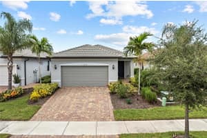 13479 Nobilio St, VENICE