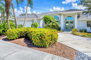 1104 HOOVER STREET, NOKOMIS, FL 34275 - MLS#MFRN6140653